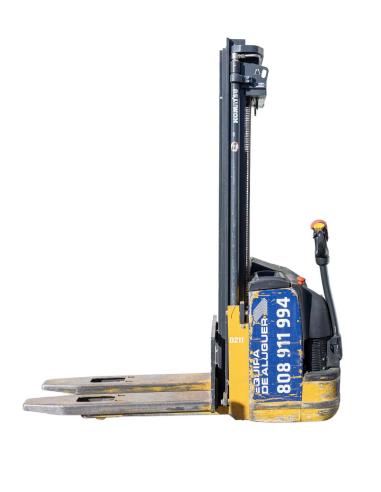 D066: - Empilhador Curto/Stacker Elétrico [1,6T] - 1